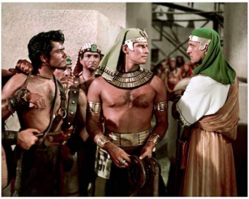 Charlton Heston kao Moses i John Derek kao Joshua u deset zapovijedi 8 x 10 inča fotografije