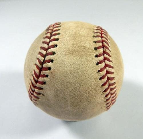2021. Milwaukee Brewers Pirates Game Upotrijebljeni bejzbol Anderson Ben Gamel Sac Bunt - MLB igra koristio bejzbol